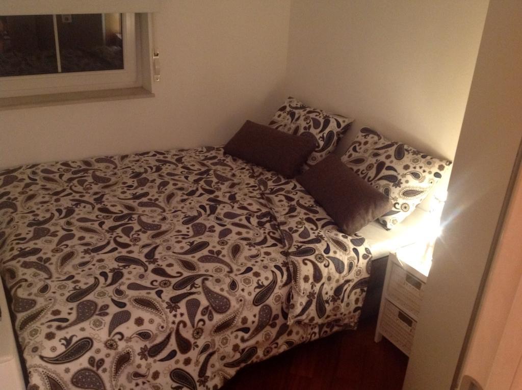 Apartment Sunny Split Room photo